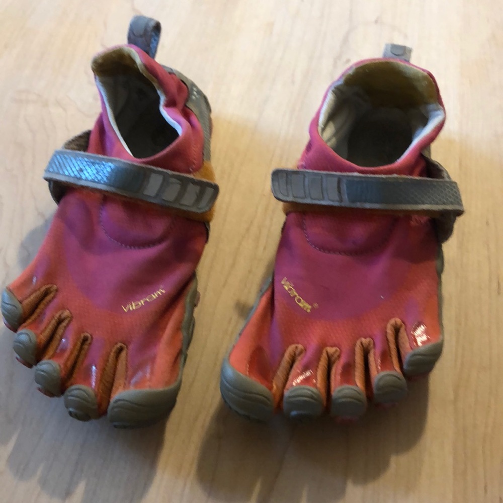Vibram five finger shoes